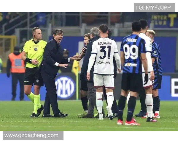 中超激战波尔图与国米战成平局争议判罚引发全场热议 中超激战波尔图与国米战成平局争议判罚引发全场热议